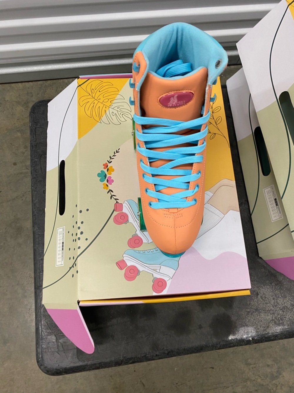 New Foxy Skates - Picture 8 of 16
